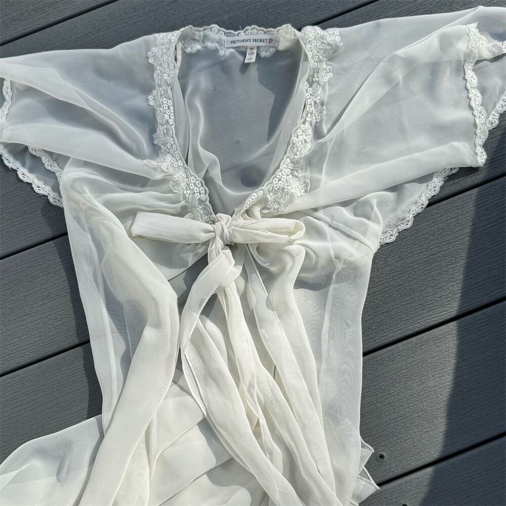 Victoria's Secret Women's Ivory Sheer Lace Trim Chemise Nightgown S